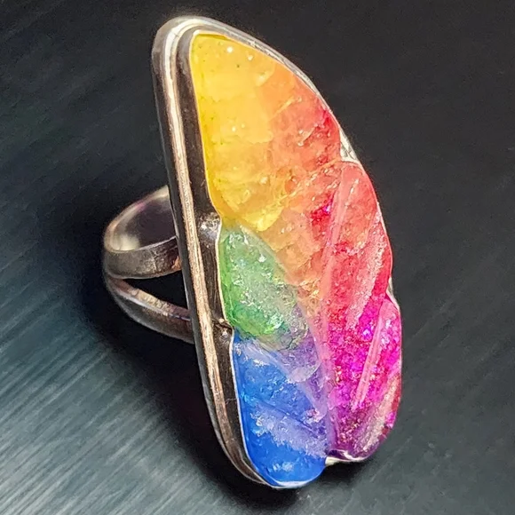 Rainbow Solar Quartz Statement Ring Silver Hand Crafted 9 Carved Leaf Shape